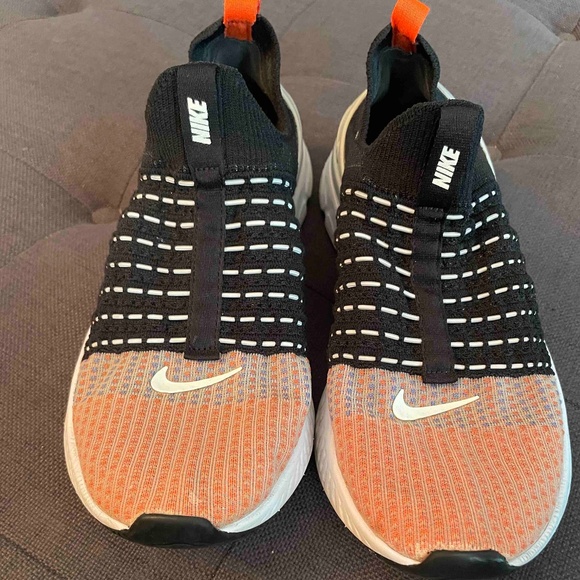 Nike Running Shoe. React - Picture 4 of 5